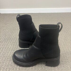 Steve Madden Holley Chelsea Boot 7 Chunky Block Heel Knit Pull On Footwear Shoe